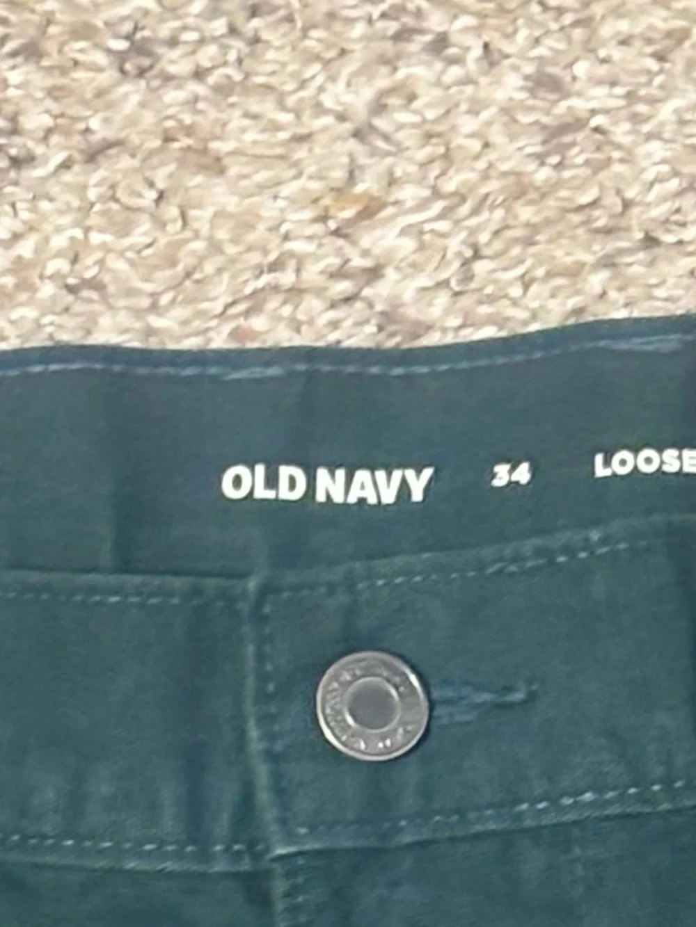 Old Navy Men's Loose Fit Twill Carpenter Shorts in a dark forest green